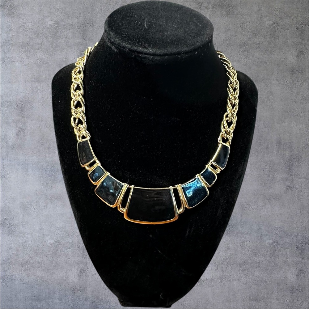 Trifari Necklace Womens Black Gold Tone Vintage Enamel Bib Collar‎ Statement